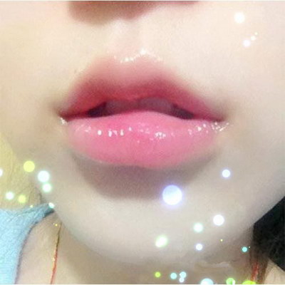嘴巴一边厚一边薄怎么恢复_嘴巴周围的法令纹怎么消除