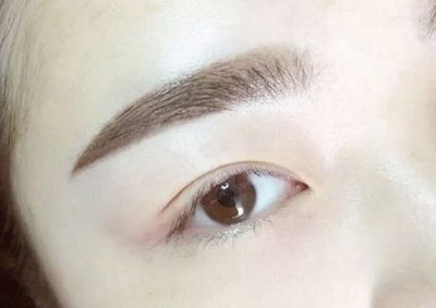 仿真雕眉需要多少费用？