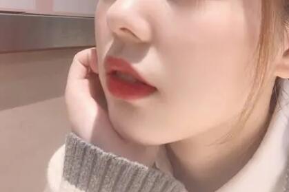 用嘴呼吸导致的下巴后缩怎么矫正(解决嘴唇呼吸导致的下巴后缩)