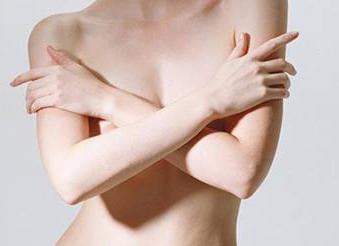 乳房囊肿需要切除吗(乳房囊肿17mm需要切除吗)