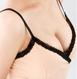 男性乳头凹陷是什么原因引起的(男性乳头凹陷什么原因造成)