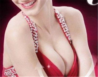 自体脂肪隆胸好还是假体隆胸好