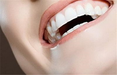 美白牙贴真的可以美白牙齿吗(美白牙贴真的可以美白吗)
