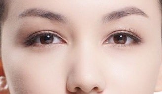 按摩让眼睛变大的方法(眼睛变大的按摩方法)